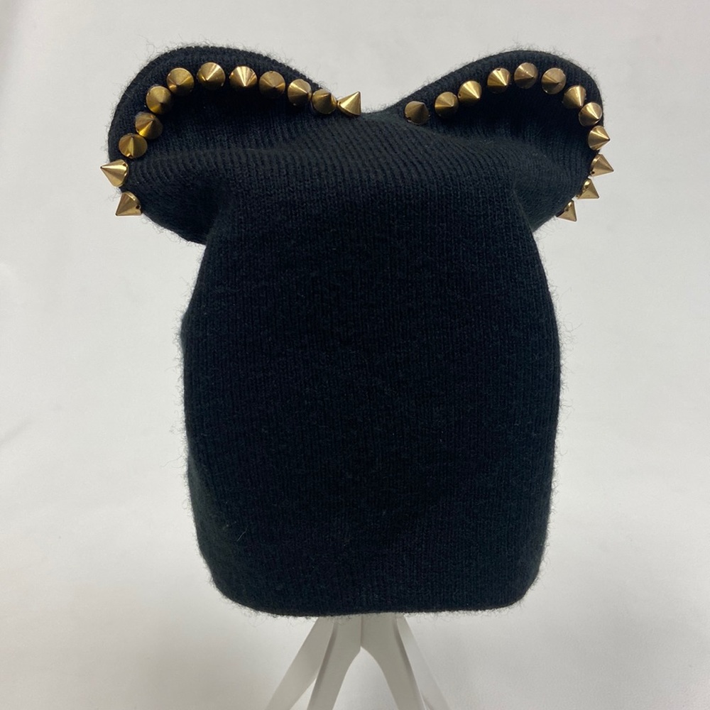 Free Press Black Beanie with gold studded ears. EUC like new!!!